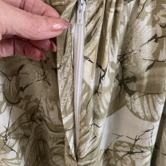 Jumpsuit by TAMI - Picture 7 of 8